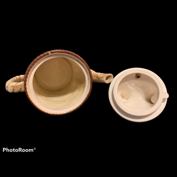 Vintage Set of 3 Tea Pot, Creamer & Sugar - Picture 3 of 9